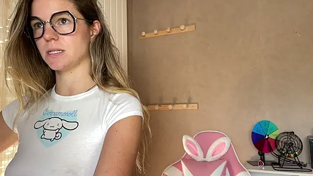 lucie mehott online show from September 27, 2025, 9:14 am