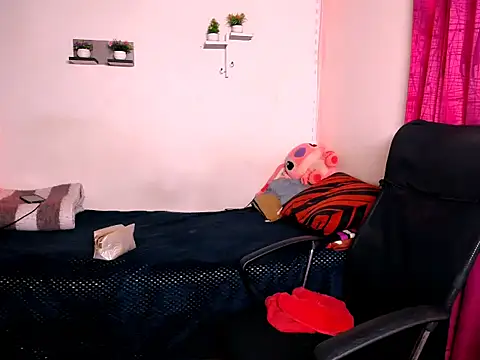 Verushka Stanford online show from March 27, 2026, 12:27 pm