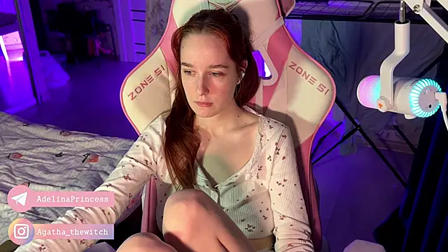 Snapshot of pearl_princess_ chatting on February 13, 2025, 9:38 pm pearl princess online show from February 13, 2025, 9:38 pm