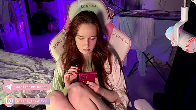 Snapshot of pearl_princess_ chatting on February 21, 2025, 5:56 am pearl princess online show from February 21, 2025, 5:56 am