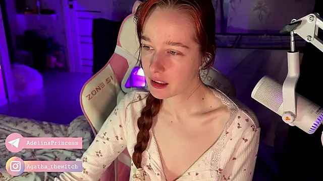 Snapshot of pearl_princess_ chatting on March 8, 2025, 6:43 am pearl princess online show from March 8, 2025, 6:43 am