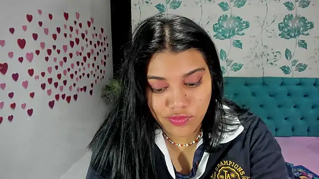 Snapshot of LindaBreeS chatting on February 7, 2025, 4:46 pm LindaBreeS online show from February 7, 2025, 4:46 pm