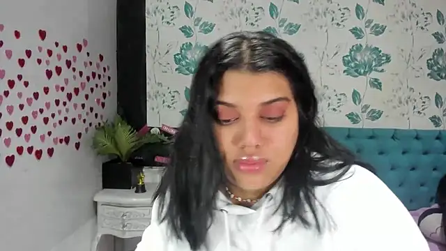 Snapshot of LindaBreeS chatting on February 21, 2025, 1:55 pm LindaBreeS online show from February 21, 2025, 1:55 pm