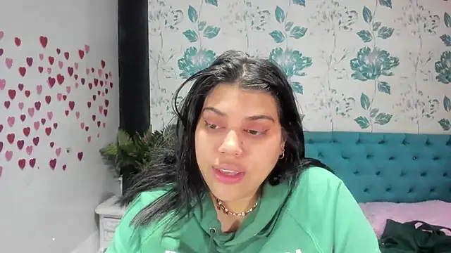 Snapshot of LindaBreeS chatting on March 14, 2025, 9:00 pm LindaBreeS online show from March 14, 2025, 9:00 pm