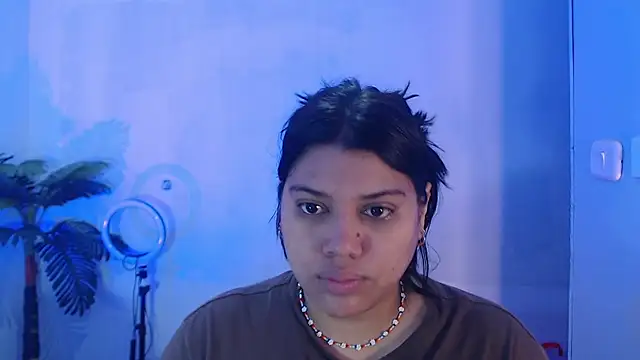 Snapshot of LindaBreeS chatting on March 23, 2025, 3:21 am LindaBreeS online show from March 23, 2025, 3:21 am