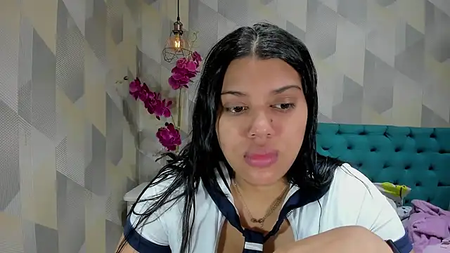 Snapshot of LindaBreeS chatting on October 6, 2025, 2:58 pm LindaBreeS online show from October 6, 2025, 2:58 pm