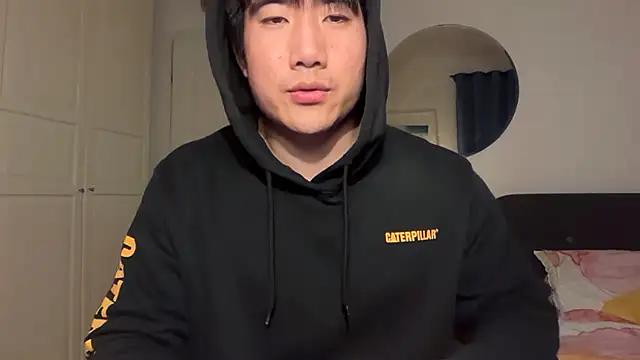 jungcock3210 online show from January 31, 2026, 7:11 pm