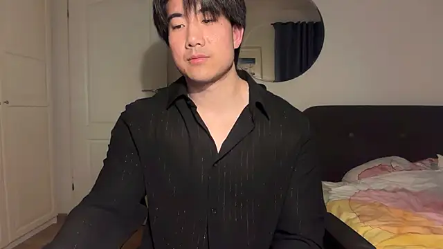 jungcock3210 online show from March 14, 2026, 5:51 pm