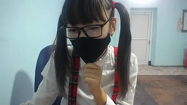 elllaaxx online show from September 25, 2025, 4:27 am