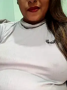 sexyindi couple online show from December 1, 2024, 5:57 pm