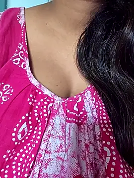 sexyindi couple online show from December 2, 2025, 6:08 am