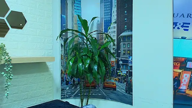 Snapshot of Naughty_Kittenm chatting on March 7, 2025, 10:24 am Naughty Kittenm online show from March 7, 2025, 10:24 am