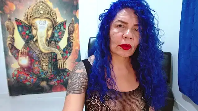 freyadevil333 online show from January 4, 2025, 10:24 pm