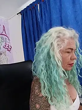 Snapshot of freyadevil333 chatting on July 14, 2026, 1:28 pm freyadevil333 online show from July 14, 2026, 1:28 pm