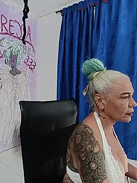 Snapshot of freyadevil333 chatting on July 31, 2026, 4:23 am freyadevil333 online show from July 31, 2026, 4:23 am