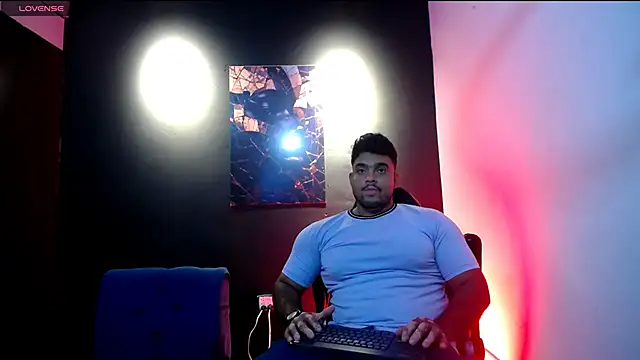 Big furry bear13 online show from January 15, 2026, 9:18 pm