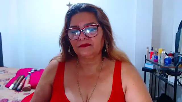 maturehot649 online show from February 9, 2026, 2:04 am