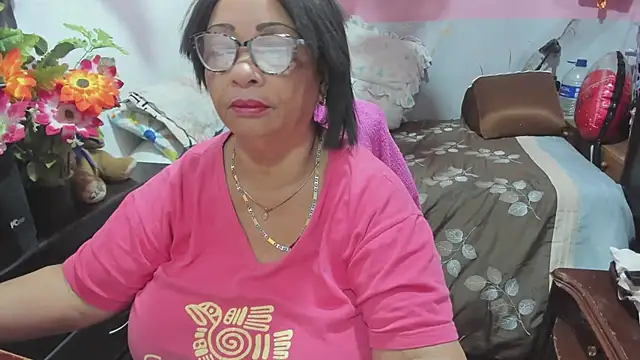 Snapshot of Mrs_mommy_ chatting on July 11, 2026, 7:27 pm Mrs mommy online show from July 11, 2026, 7:27 pm