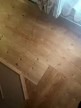 Linahlove online show from February 23, 2025, 6:28 am