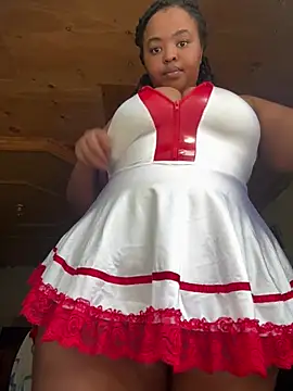 Linahlove online show from March 11, 2025, 9:13 am