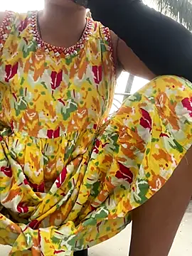 Snapshot of Ishikarana chatting on November 4, 2025, 2:43 am Ishikarana online show from November 4, 2025, 2:43 am