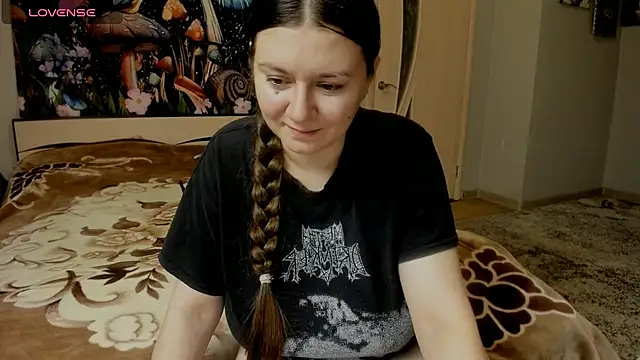 Snapshot of AlisaBacker chatting on November 25, 2025, 6:30 pm AlisaBacker online show from November 25, 2025, 6:30 pm