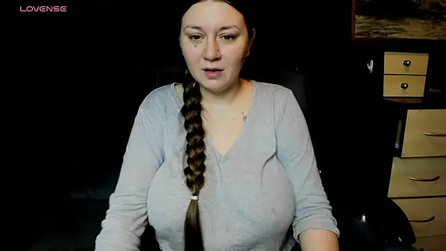 AlisaBacker online show from June 18, 2026, 8:13 pm