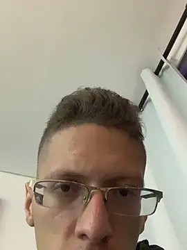 Snapshot of SOYMRX chatting on December 26, 2024, 1:29 am SOYMRX online show from December 26, 2024, 1:29 am