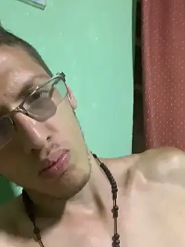 Snapshot of SOYMRX chatting on January 12, 2025, 2:45 am SOYMRX online show from January 12, 2025, 2:45 am