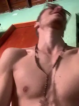 Snapshot of SOYMRX chatting on February 28, 2025, 5:48 pm SOYMRX online show from February 28, 2025, 5:48 pm