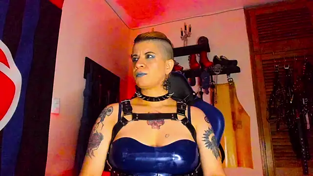 DominatrixBlue online show from January 17, 2025, 3:11 pm