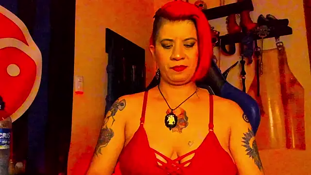 DominatrixBlue online show from January 20, 2025, 5:06 pm