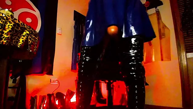 DominatrixBlue online show from February 7, 2025, 6:34 pm
