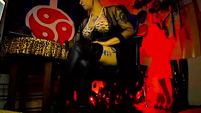 DominatrixBlue online show from February 10, 2025, 5:41 pm