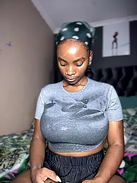 Snapshot of Candy-Heart chatting on January 8, 2026, 11:51 pm Candy-Heart online show from January 8, 2026, 11:51 pm