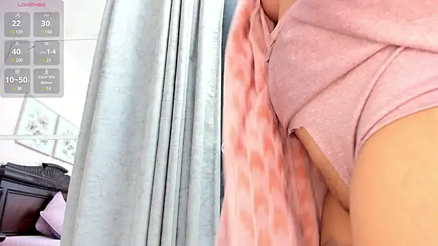 Snapshot of AriSweet chatting on March 21, 2025, 2:40 pm AriSweet online show from March 21, 2025, 2:40 pm