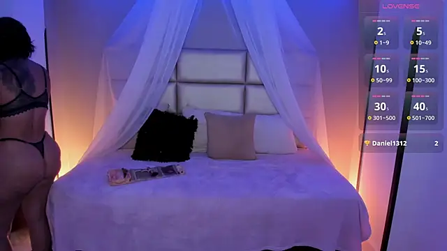 Snapshot of kristen_kassi chatting on October 15, 2025, 7:47 pm kristen kassi online show from October 15, 2025, 7:47 pm