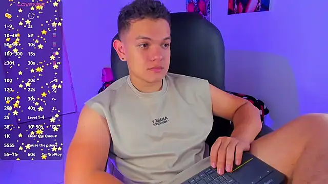 Snapshot of Dunkan_Kravitz chatting on November 13, 2025, 12:31 am Dunkan Kravitz online show from November 13, 2025, 12:31 am