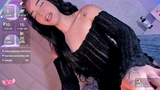 Snapshot of Summer_walkerr chatting on February 18, 2025, 3:43 pm Summer walkerr online show from February 18, 2025, 3:43 pm