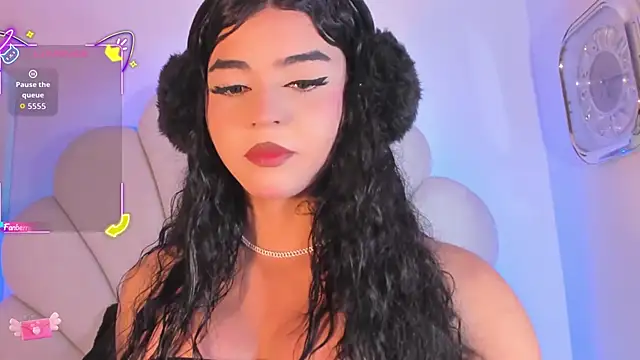 Snapshot of Summer_walkerr chatting on November 16, 2025, 1:06 pm Summer walkerr online show from November 16, 2025, 1:06 pm