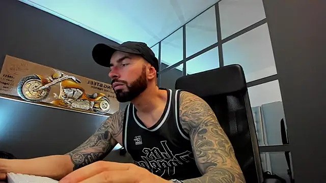 AronGrant online show from January 6, 2025, 8:57 am