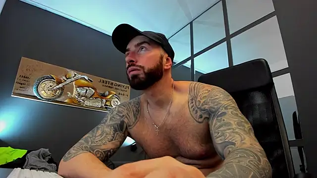 AronGrant online show from January 18, 2025, 9:02 am