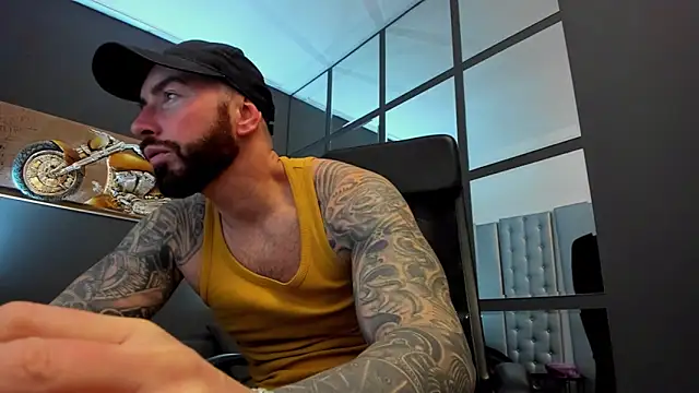 AronGrant online show from January 21, 2025, 9:03 am