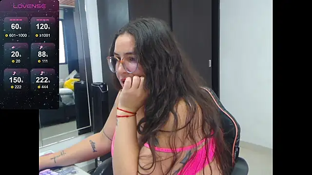 Snapshot of davianath chatting on June 27, 2026, 12:22 pm davianath online show from June 27, 2026, 12:22 pm
