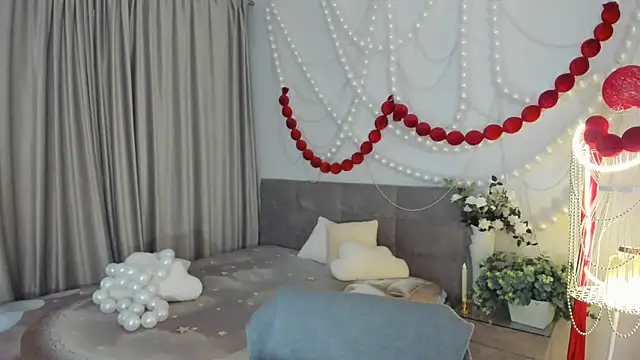 AgnieszkaBanana online show from April 26, 2026, 10:13 am