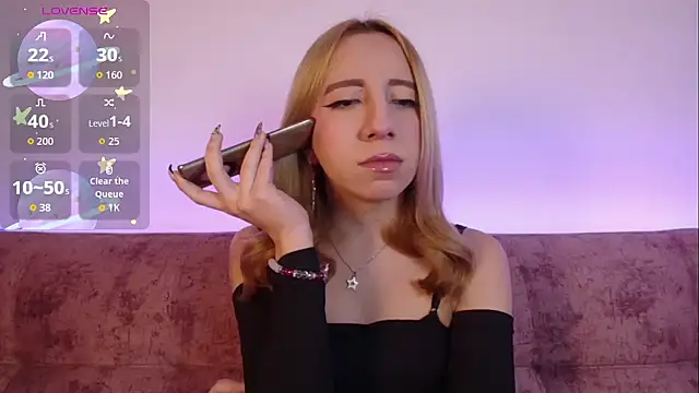 Snapshot of Miiaa_doll chatting on November 25, 2025, 2:44 am Miiaa doll online show from November 25, 2025, 2:44 am