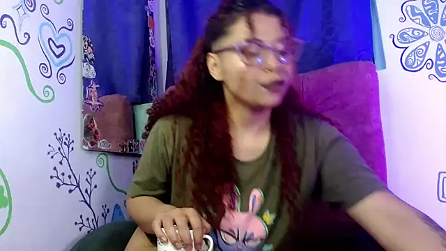 Snapshot of 420viol3ta_ chatting on June 20, 2026, 1:30 am 420viol3ta online show from June 20, 2026, 1:30 am