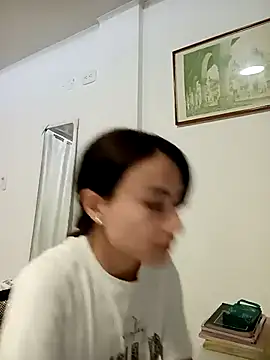 Snapshot of reme_ark23 chatting on October 18, 2025, 6:05 am reme ark23 online show from October 18, 2025, 6:05 am