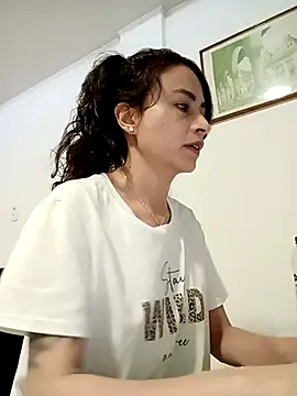 Snapshot of reme_ark23 chatting on November 18, 2025, 3:12 am reme ark23 online show from November 18, 2025, 3:12 am