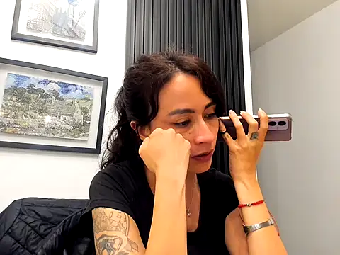 Snapshot of reme_ark23 chatting on November 22, 2025, 3:27 am reme ark23 online show from November 22, 2025, 3:27 am